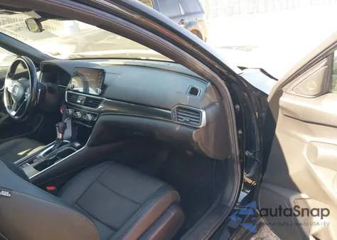 2021 Honda Accord Sport z USA, uszkodzony, nr VIN 1HGCV1F38MA070725